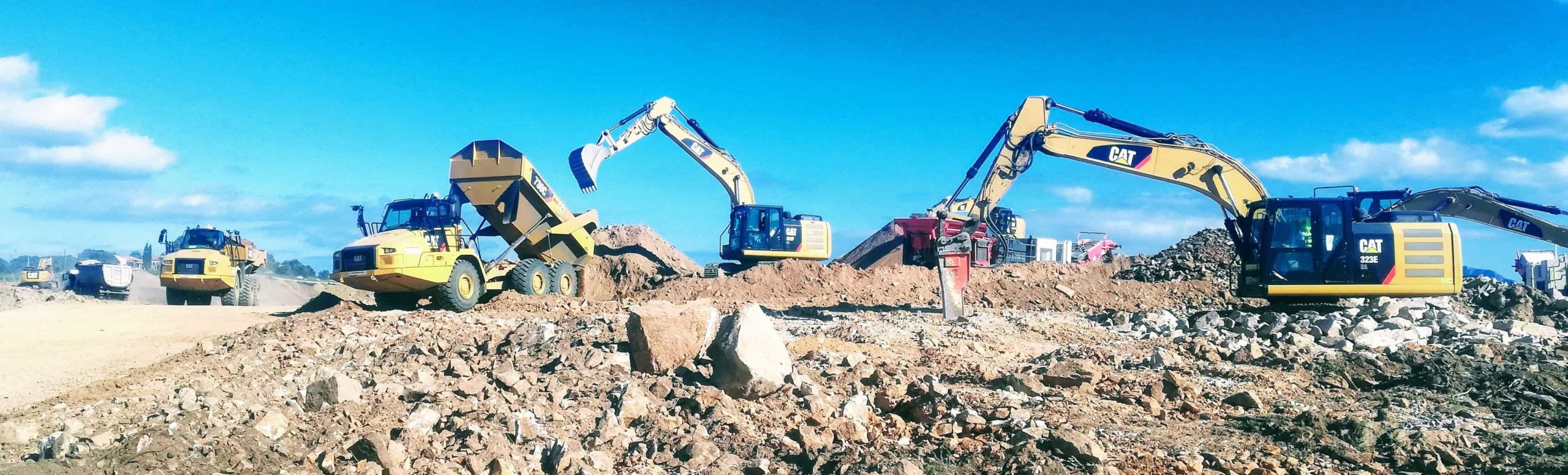 Movistrade_movimento_terra_escavatore_dumper_caterpillar_Sardegna